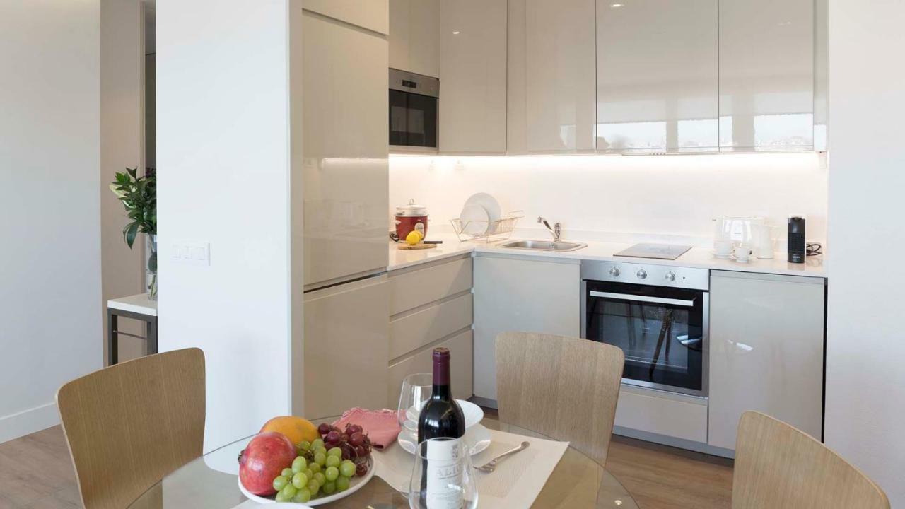 Chung cư 47 m² 1 phòng ngủ, 1 phòng tắm riêng ở Trung tâm thành phố Madrid Ngoại thất bức ảnh